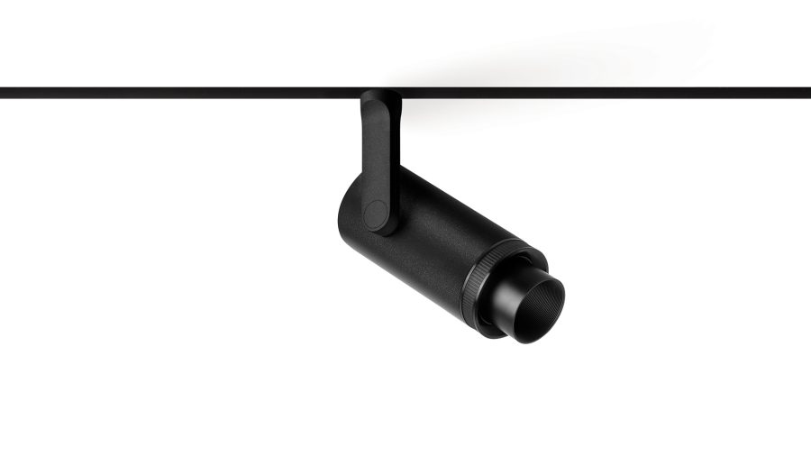Plus 48V, Negru texturat