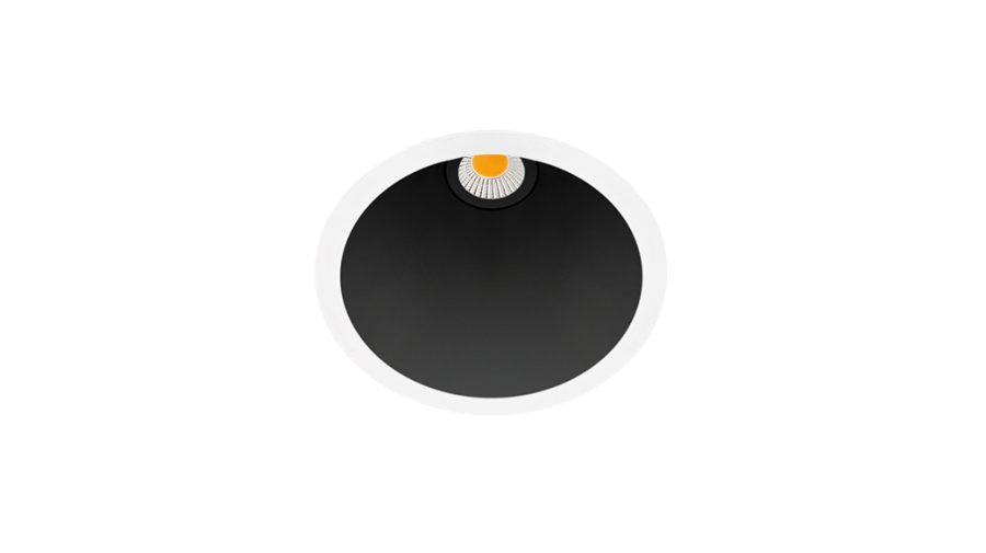 Swap M, Alb-negru