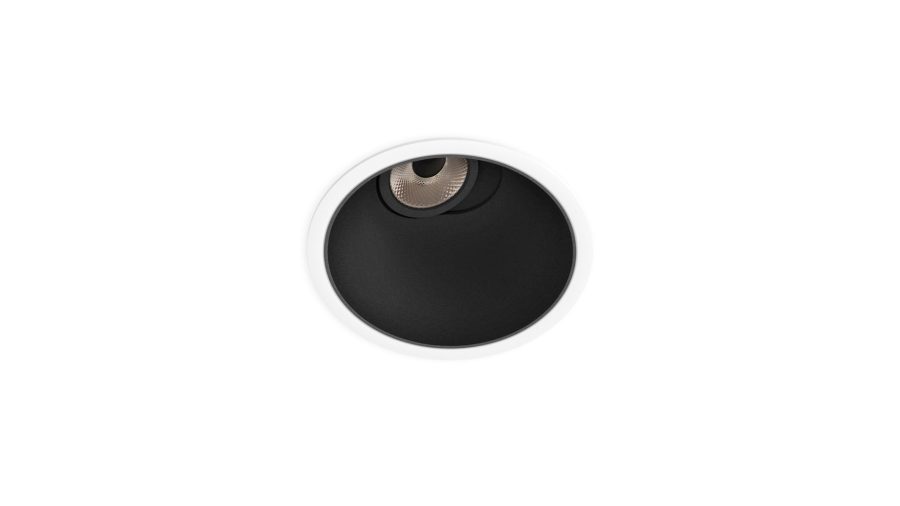 Buddy L Tilt, Alb-negru