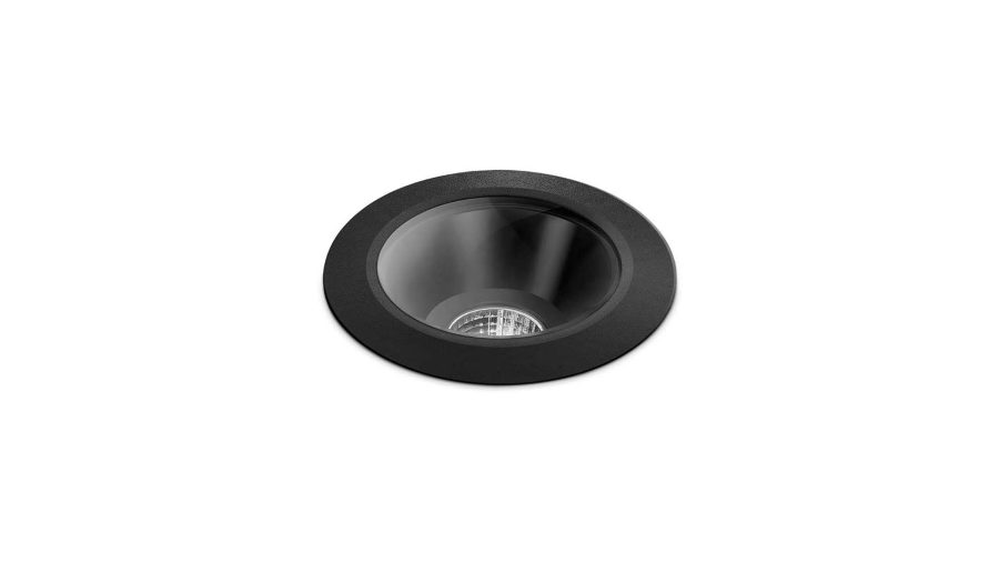 Dark M, Negru