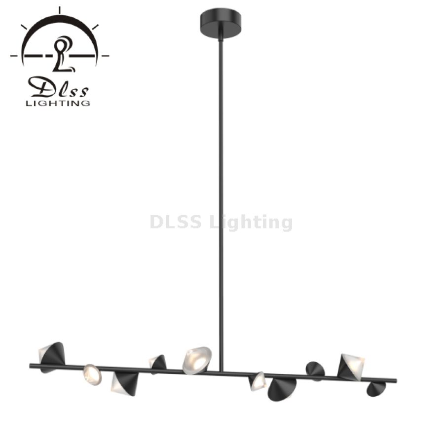 Candelabru LED formă piramidă, design modern