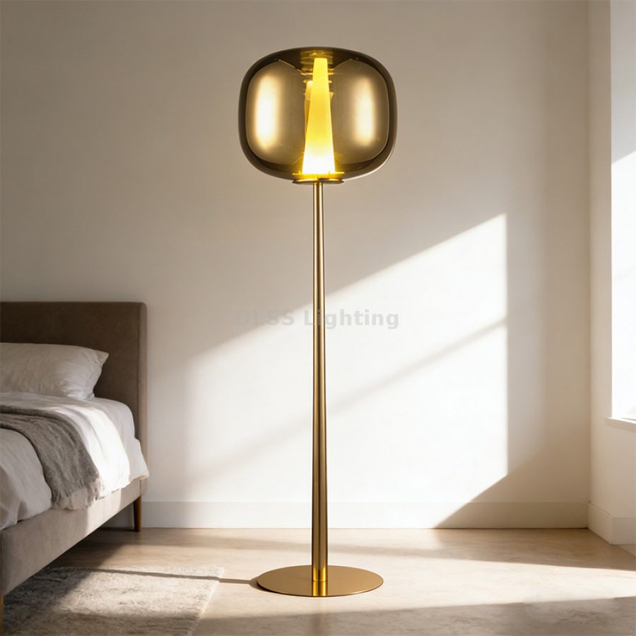 Lampă de podea LED din metal, stil modern