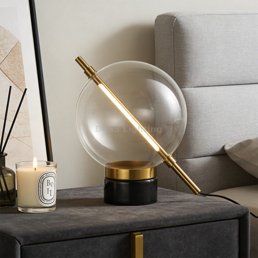Lampă de masă LED, design artistic modern