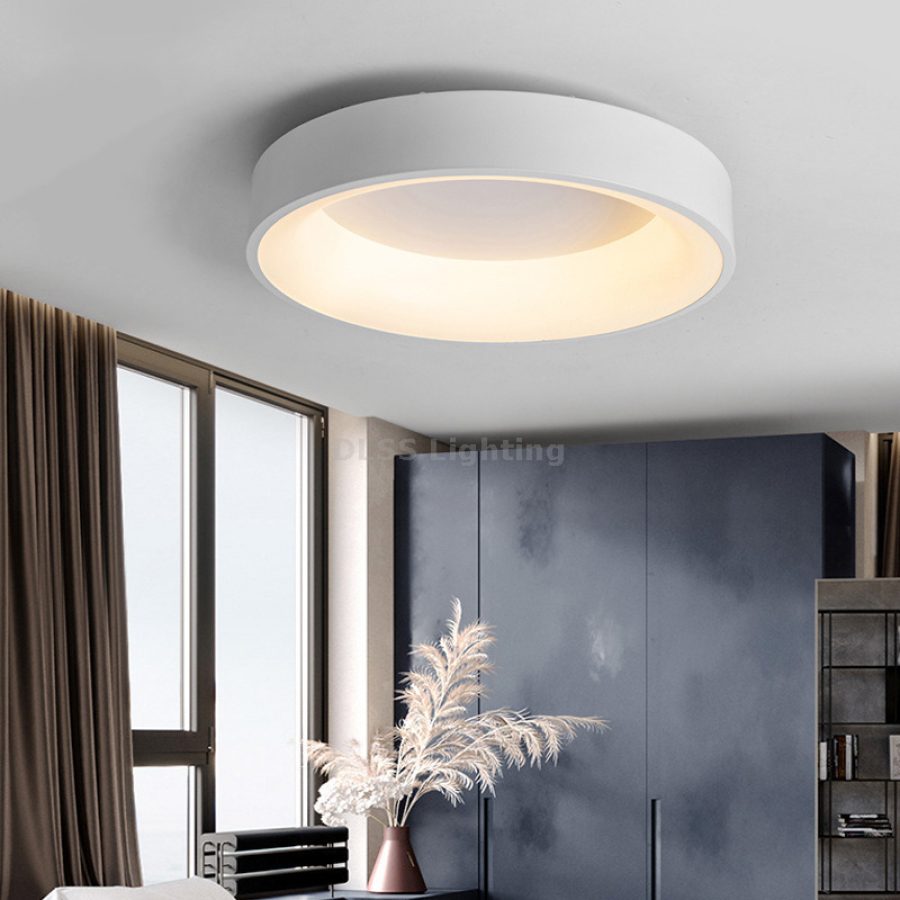 Plafonieră LED modernă, design simplu, pentru sufragerie