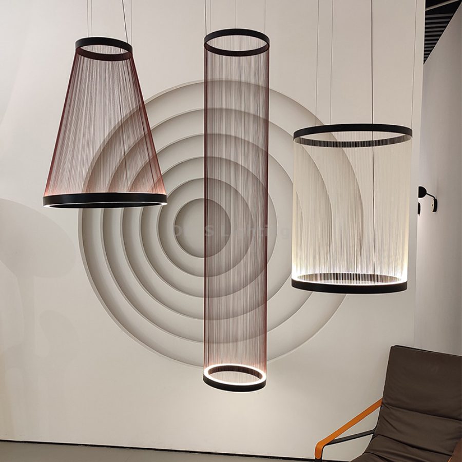 Candelabru suspendat LED auriu, linii fine, modern