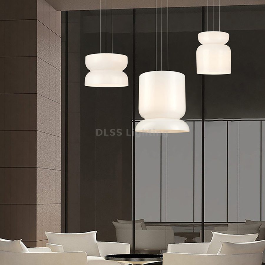 Lampă suspendată din sticlă, design modern minimalist