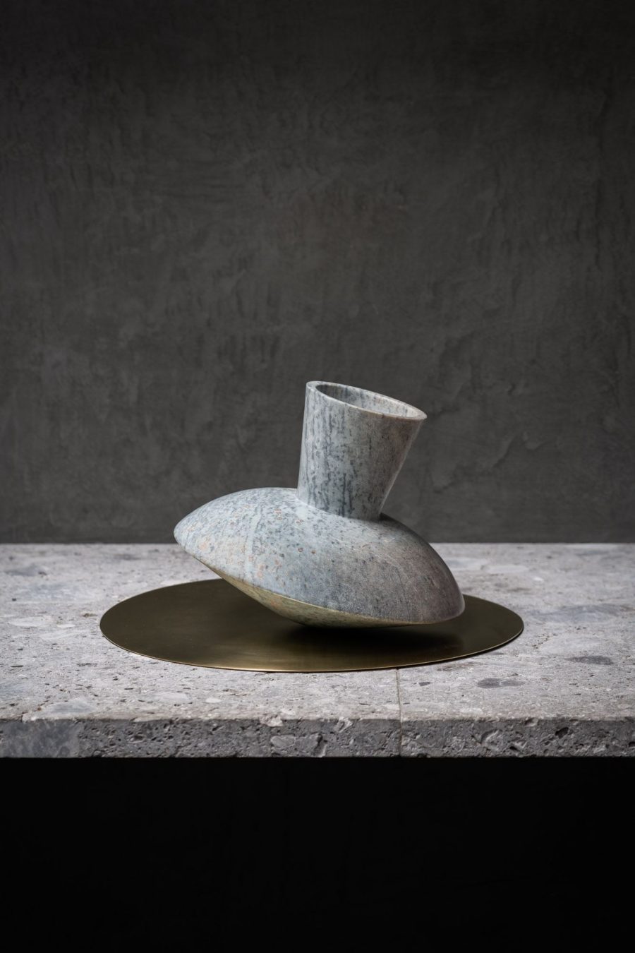 Toll vase 02