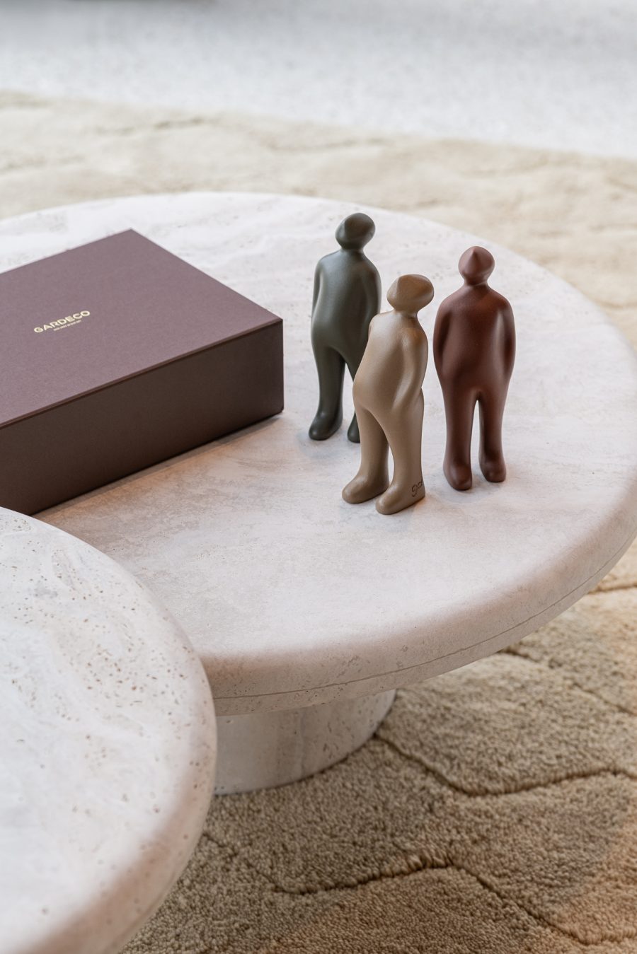 Giftbox 1 - The Visitor mini verde oliva, taupe, brown