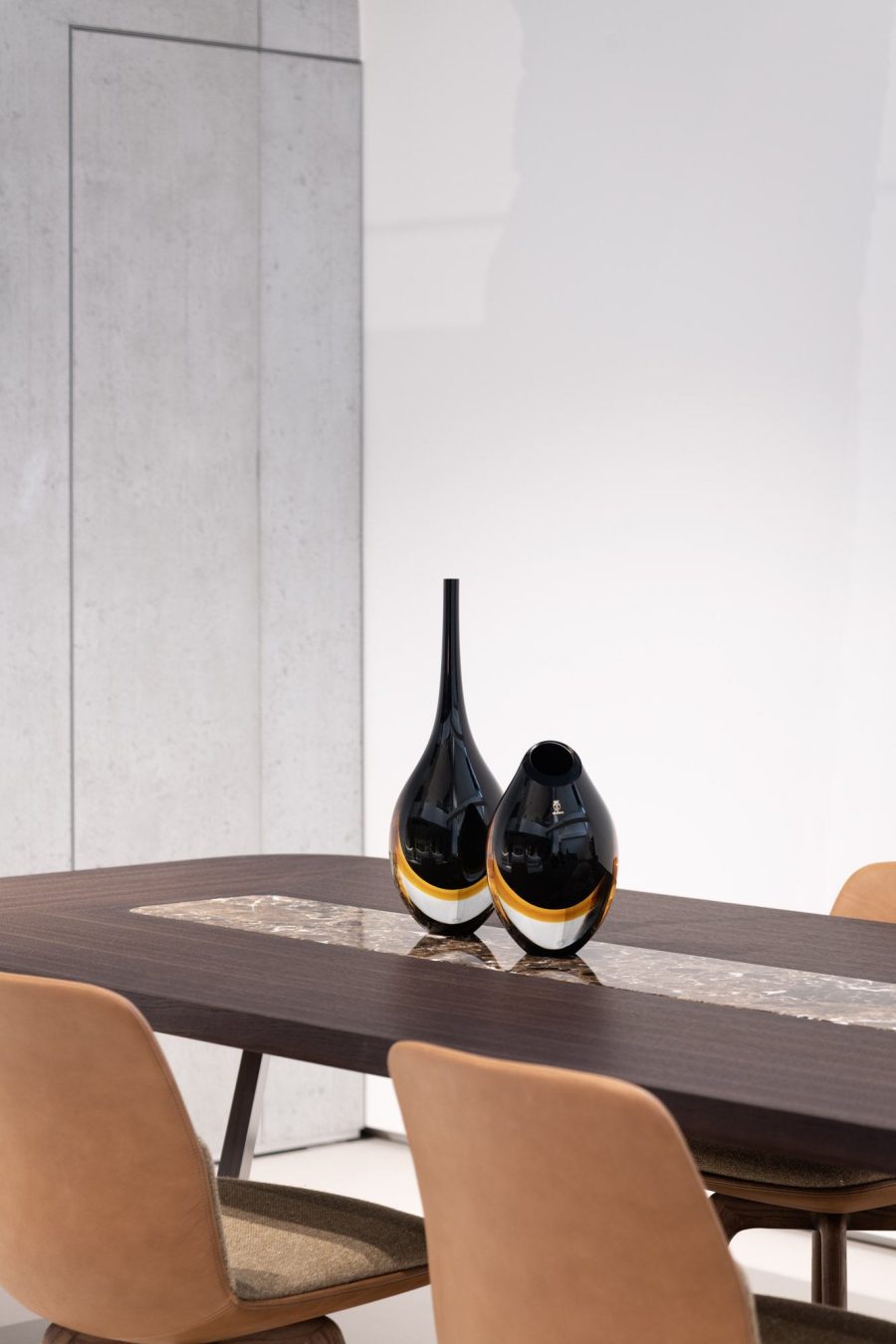 Drop Vase large-small black-ambar