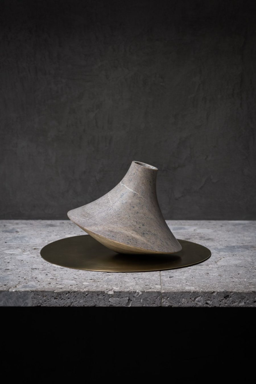 Toll vase 01
