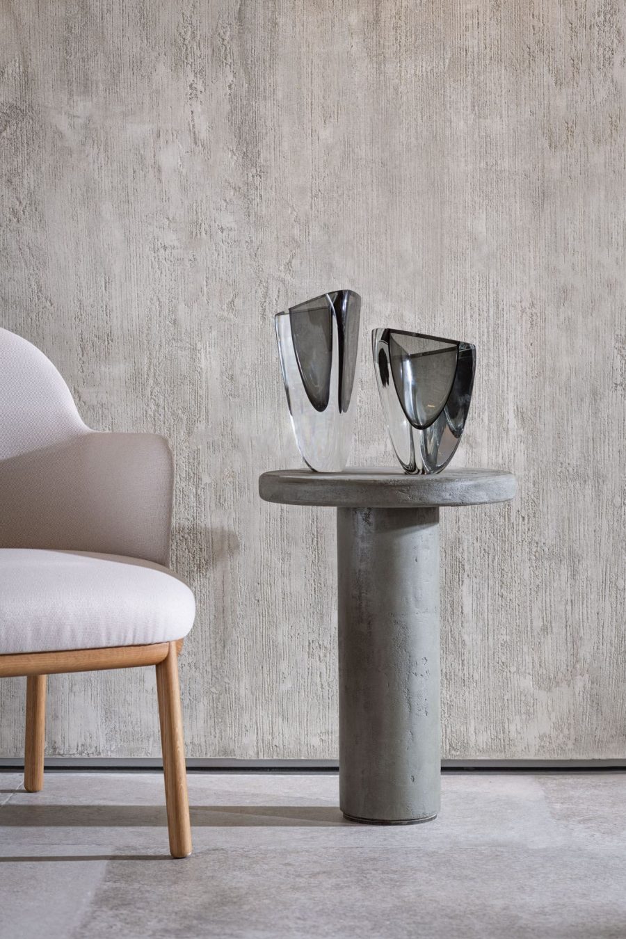 Triangle Vase 3 - Triangle Vase 4 cinza