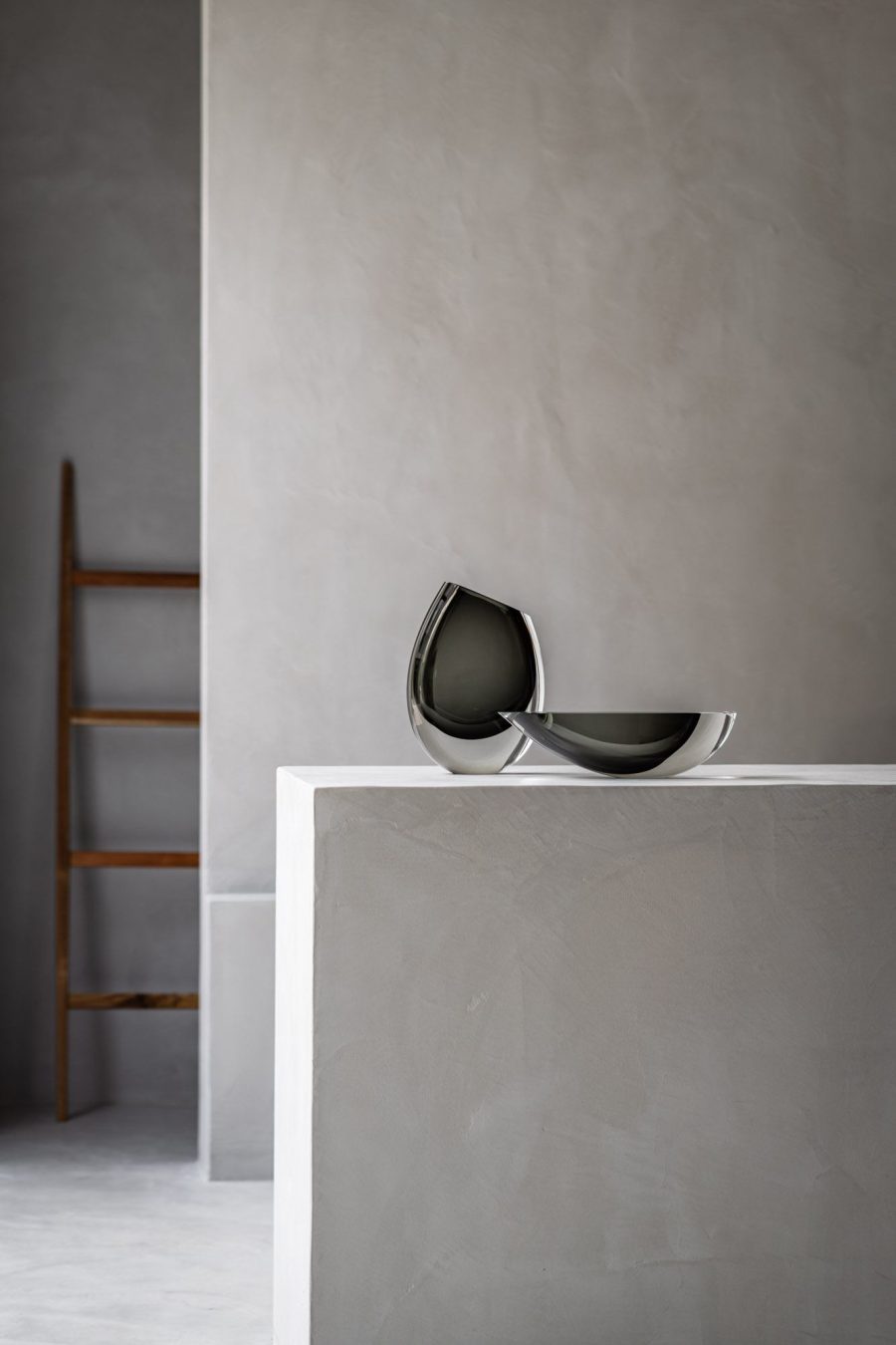 Vase 96 - Canoe Vase cinza