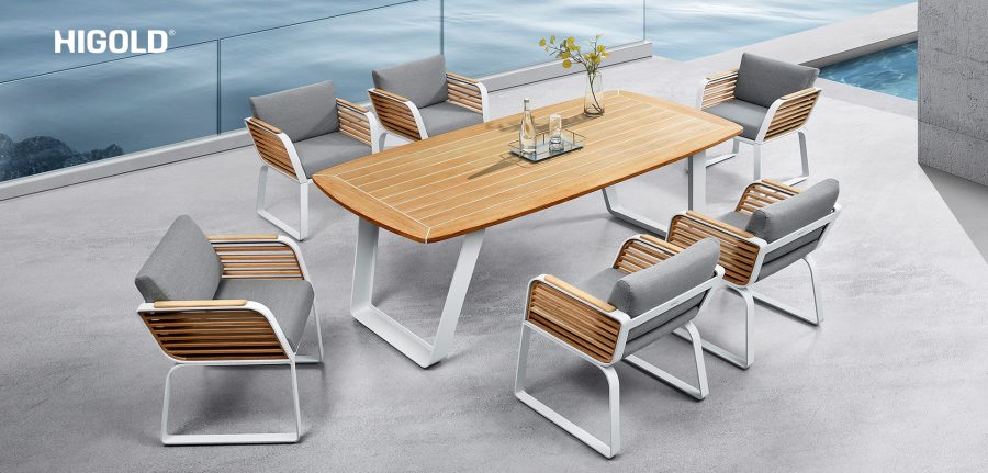 Wing Dining Set